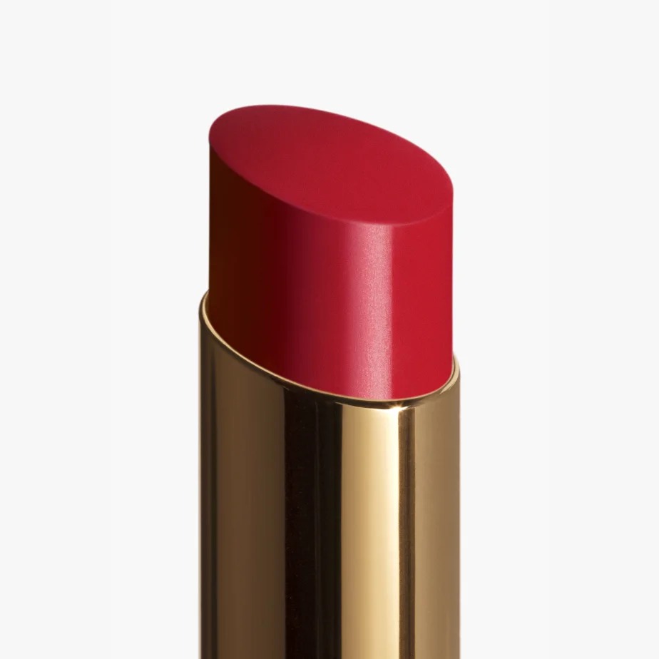 CHANEL ROUGE COCO FLASH Hydrating Vibrant Shine Lip Colour - Image 2