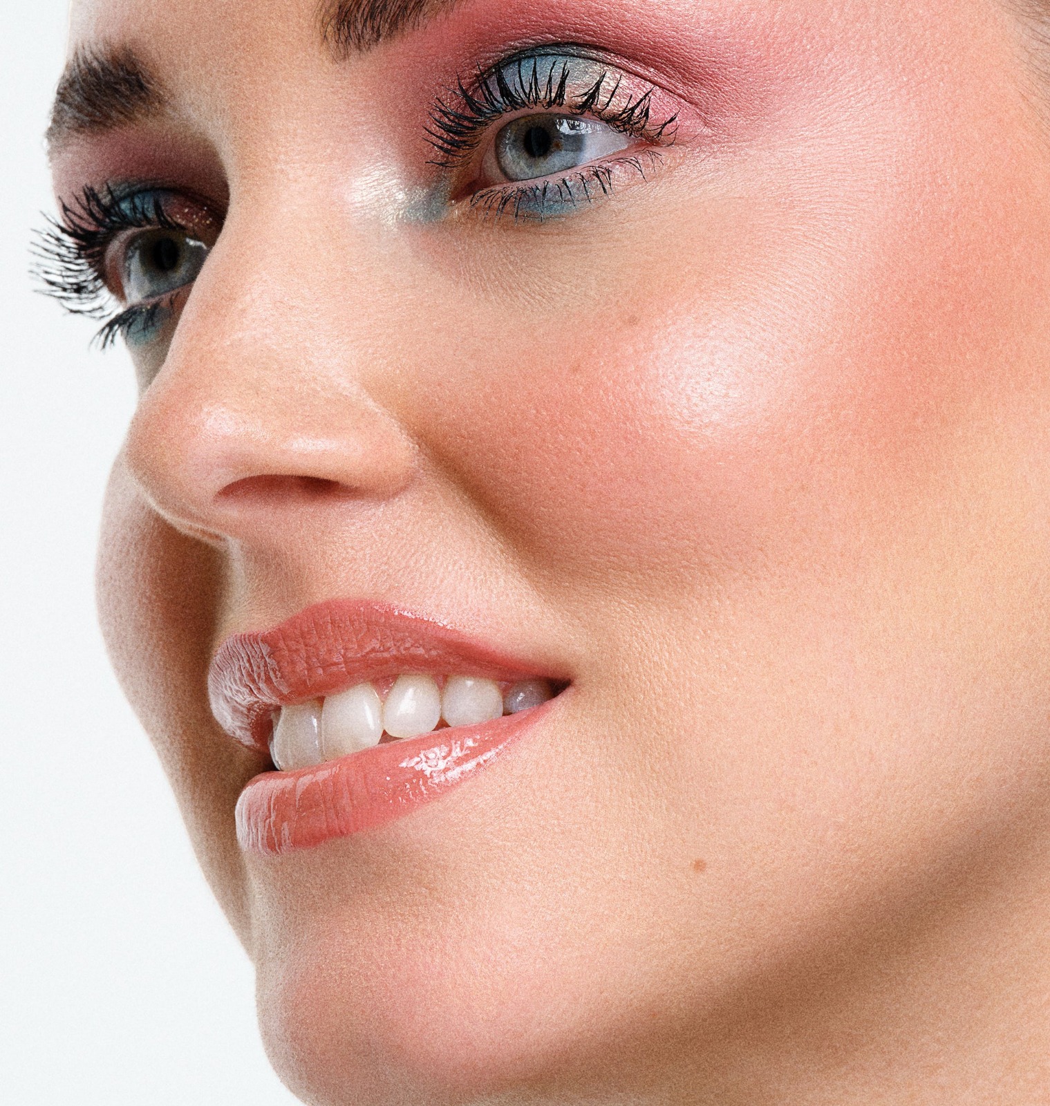 CHIARA FERRAGNI KISSED FIERCELY LIPSTICK 03 - Image 3