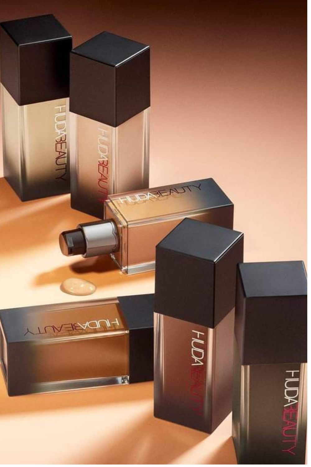 HUDA BEAUTY #FAUX FILTER LUMINOUS MATTE FOUNDATION - Image 2