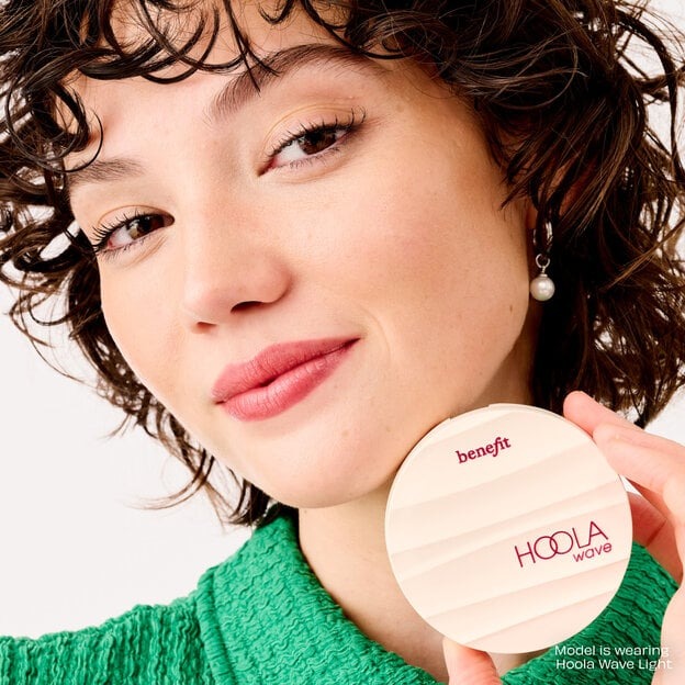 BENEFIT HOOLA WAVE CREAM BRONZER BALM - Image 4